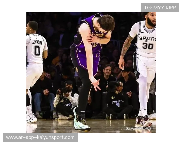 篮网队新援加盟，增强战斗力，篮网新资